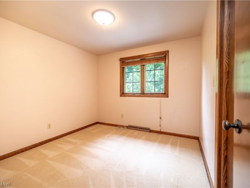 509 Sugar Camp Drive, East Palestine, OH 44413 Photo 23