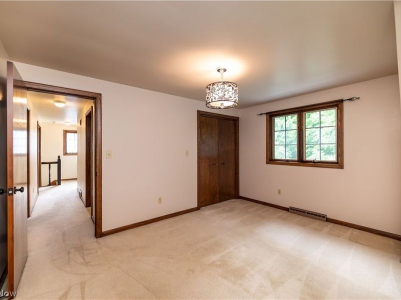 509 Sugar Camp Drive, East Palestine, OH 44413 Photo 27