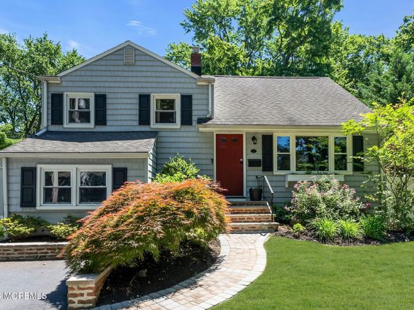 37 Birch Drive, Shrewsbury Boro, NJ 07702
