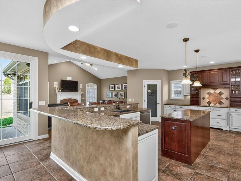 295 Hampton Place, Beavercreek Twp, OH 45385 Photo 17