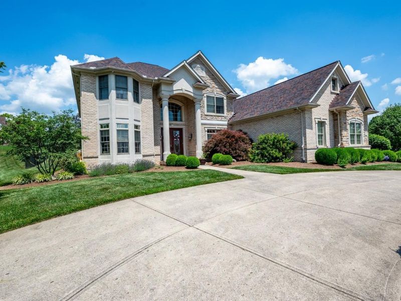 295 Hampton Place, Beavercreek Twp, OH 45385 Photo 2