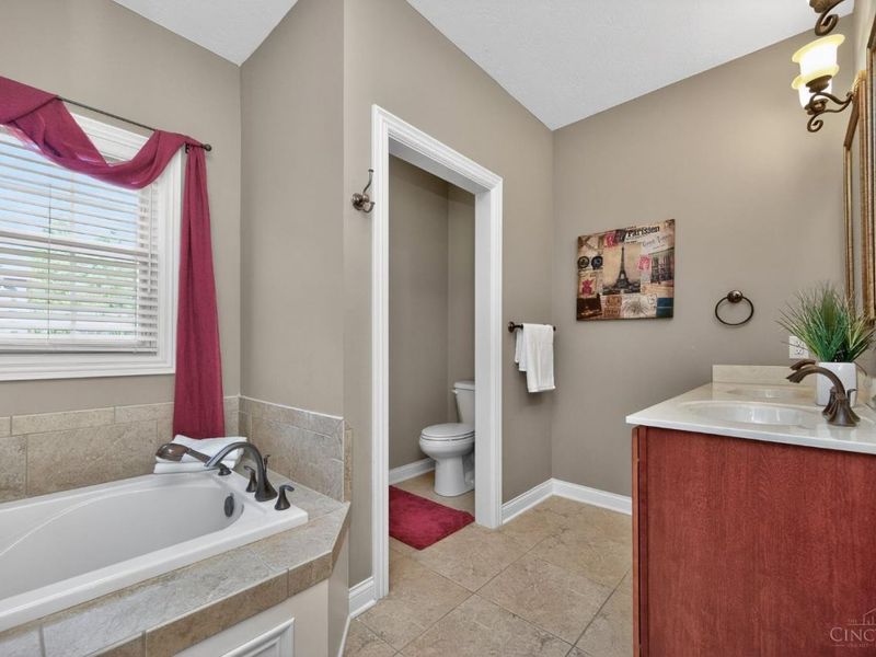 295 Hampton Place, Beavercreek Twp, OH 45385 Photo 31