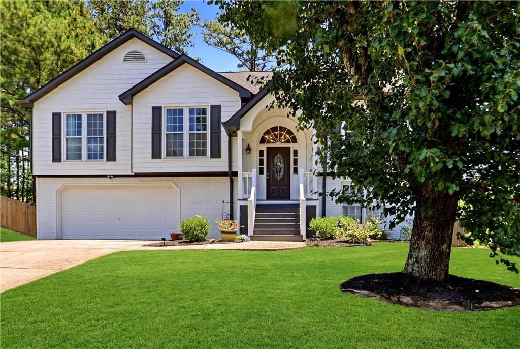 925 Garner Spring Lane, Buford, GA 30518 Main Photo
