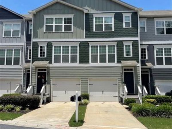 1017 Liberty Parkway NW, Atlanta, GA 30318