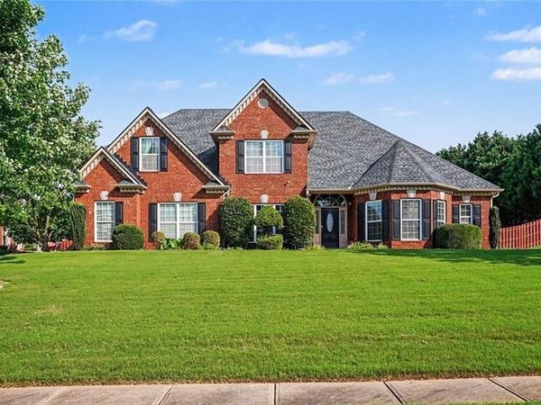 8100 Powhattan Court , Mcdonough, GA 30252