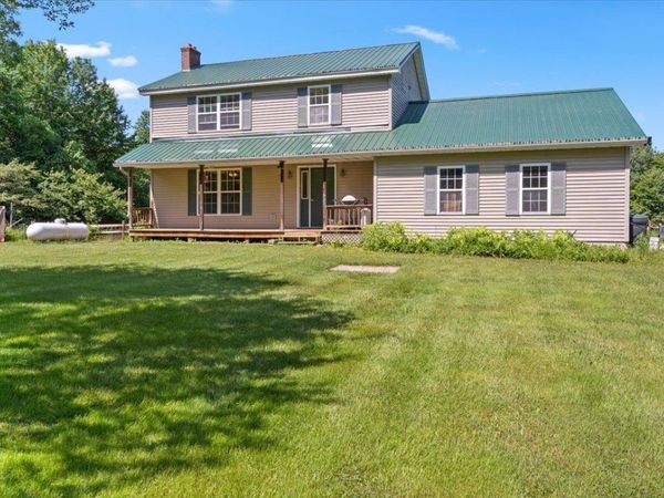 82 West Street Road, Fairfax, VT 05454