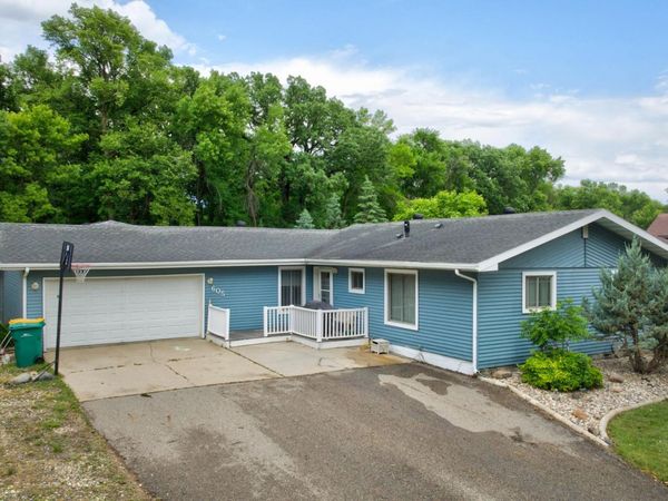 605 Sheyenne Street, Horace, ND 58047