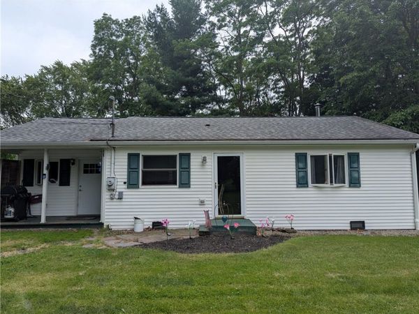 1728 East Avenue, Barker, NY 14012