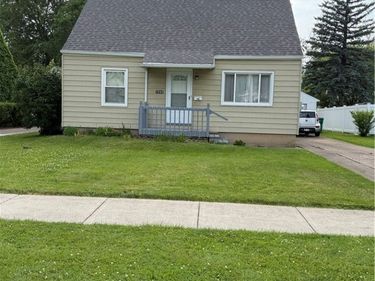 1242 87th Street, Niagara Falls, NY 14304