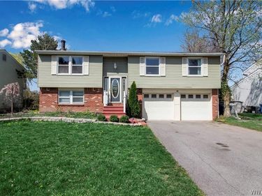 16 W Klein Road , Buffalo, NY 14221