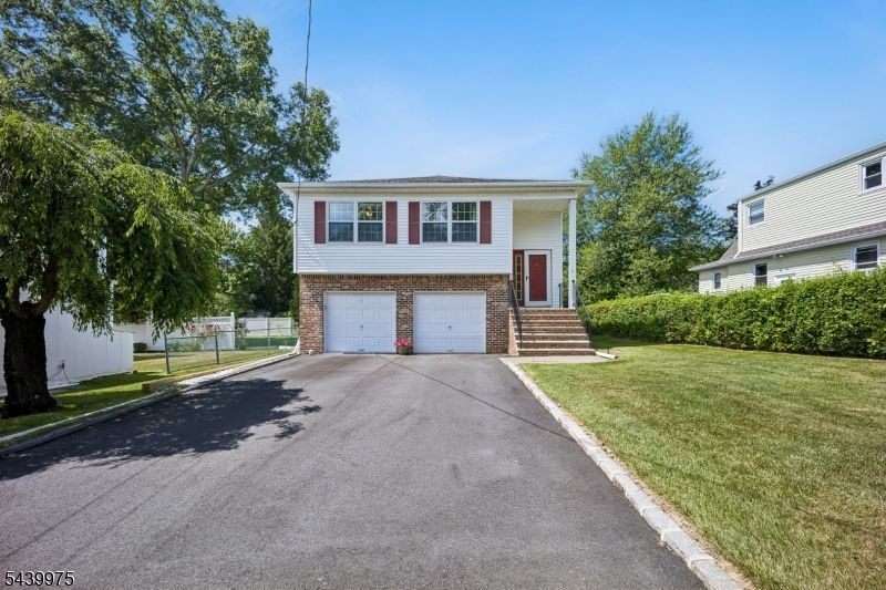 11 Pine Blvd, Hanover, NJ 07927 Main Photo