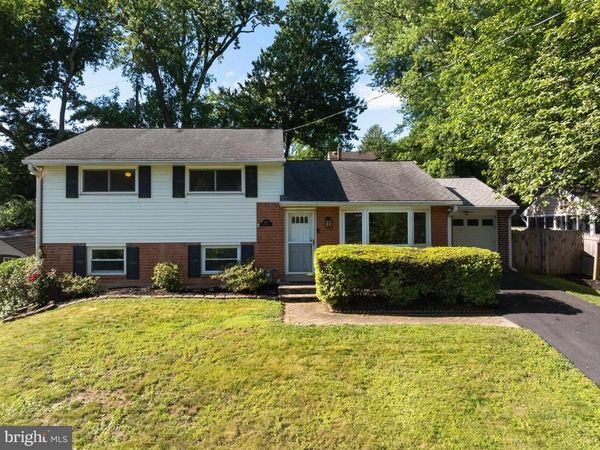 403 LORI LANE , KING OF PRUSSIA, PA 19406