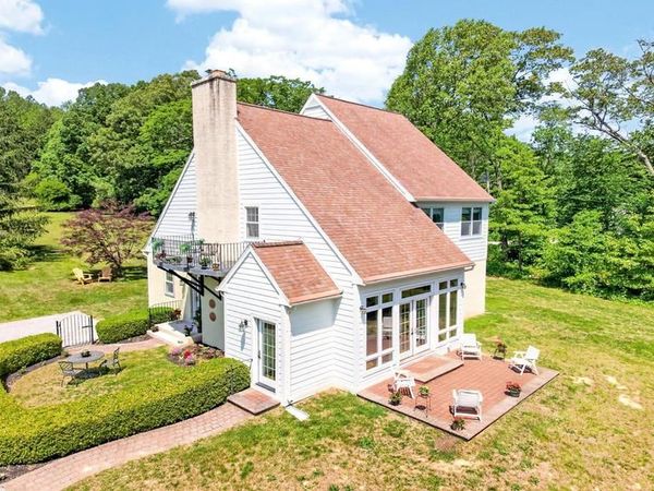 1 SPRING VALLEY ROAD, MALVERN, PA 19355