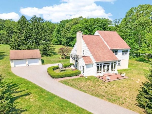 1 SPRING VALLEY ROAD , MALVERN, PA 19355
