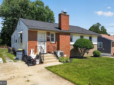 6509 PARKWAY COURT , HYATTSVILLE, MD 20782