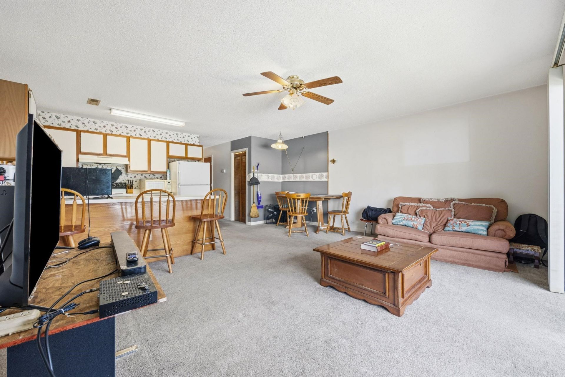 3700 Golf Colony Lane  Photo 7
