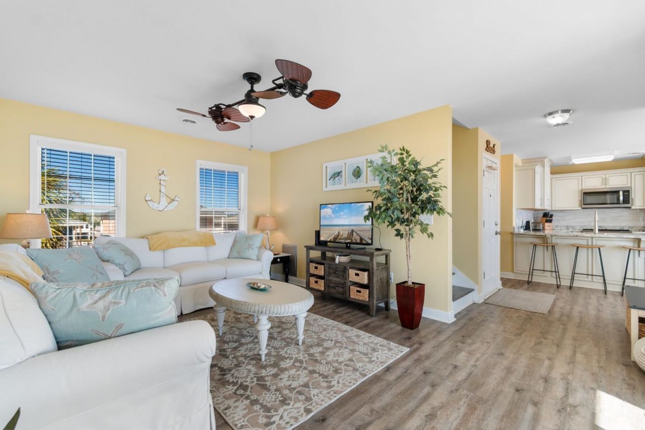 324 South Waccamaw Dr.  Photo 10
