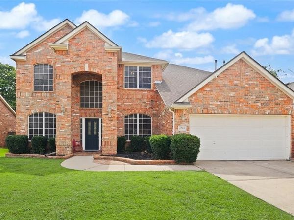 6705 Glade Drive , Arlington, TX 76001