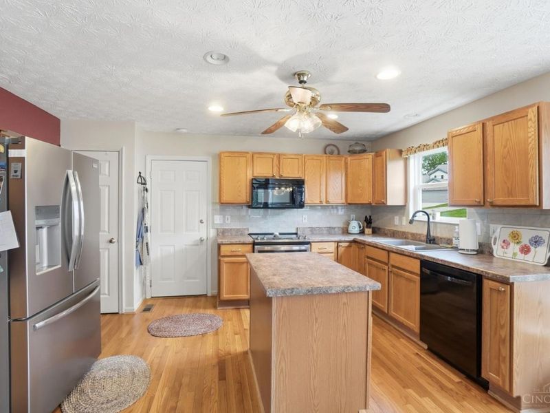 1108 Lake Knoll Court, Lebanon, OH 45036 Photo 14