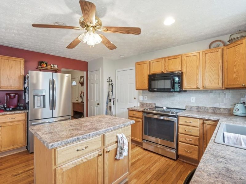 1108 Lake Knoll Court, Lebanon, OH 45036 Photo 17