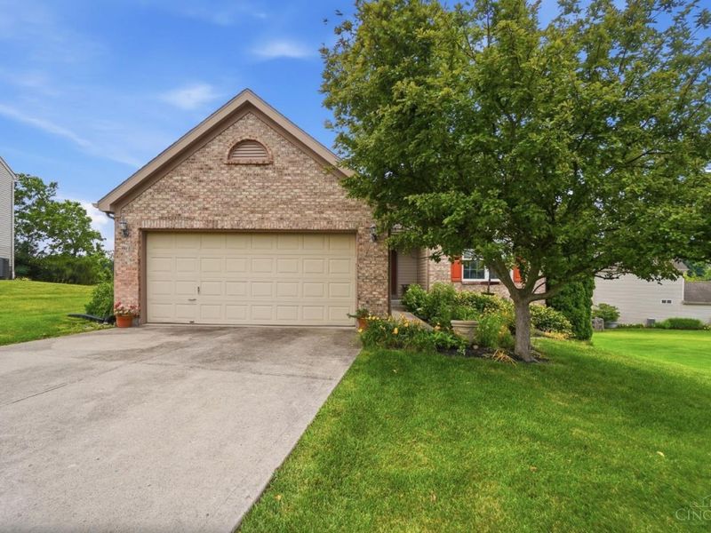 1108 Lake Knoll Court, Lebanon, OH 45036 Photo 3