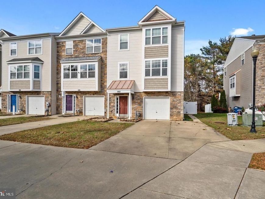 592 Burr Oak Court , Prince Frederick, MD 20678 Main Photo