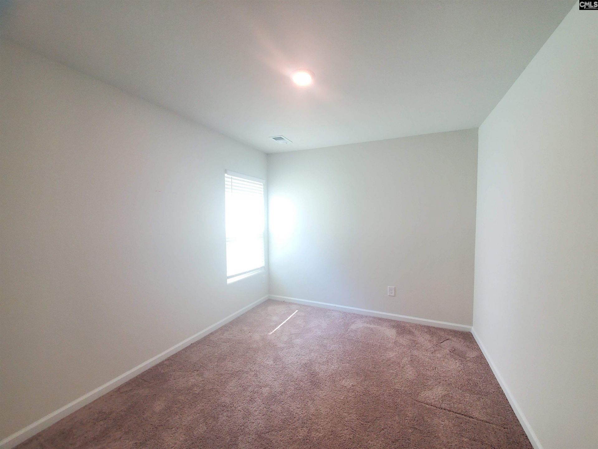 212 Sundew Road  Photo 17