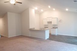212 Sundew Road  photo 4
