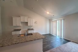 212 Sundew Road  photo 4