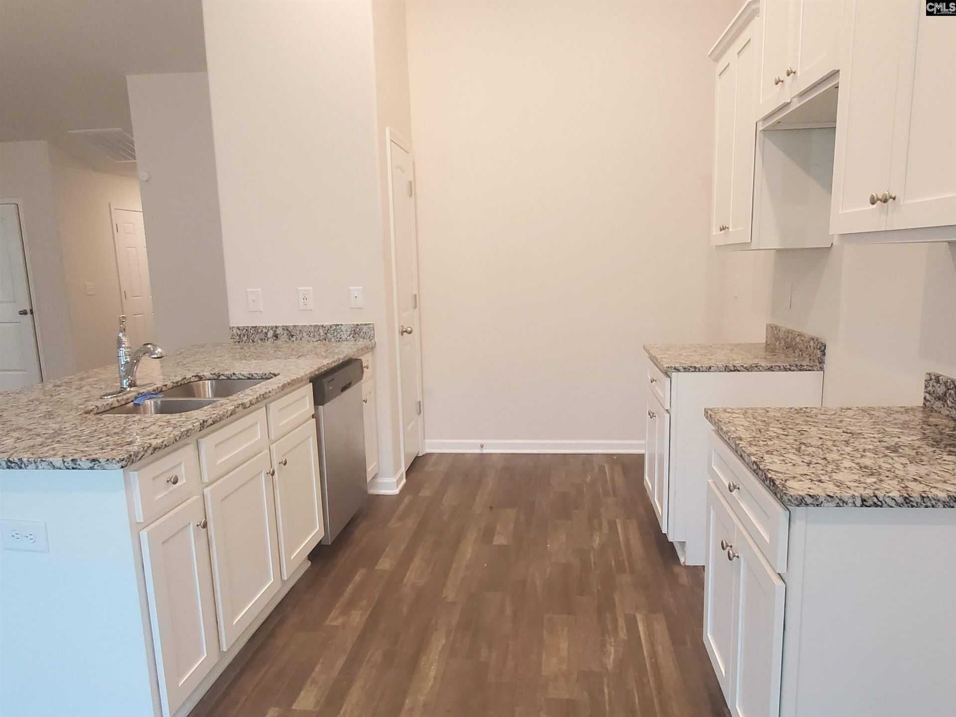 212 Sundew Road  Photo 7