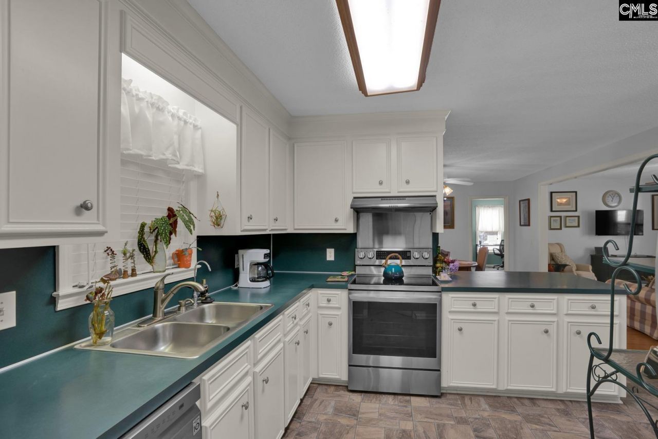 109 Kyzer Road  Photo 14