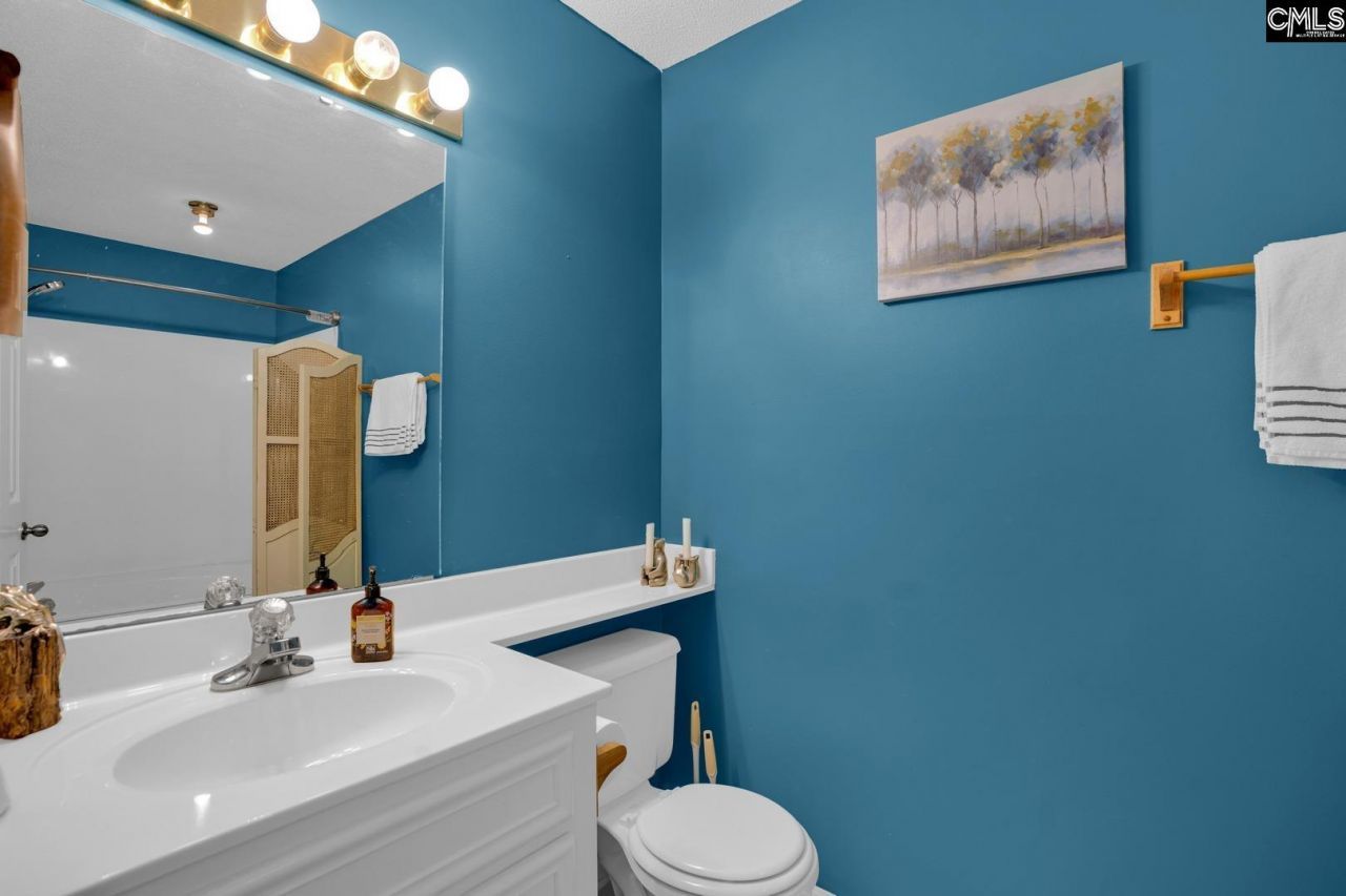 109 Kyzer Road  Photo 23