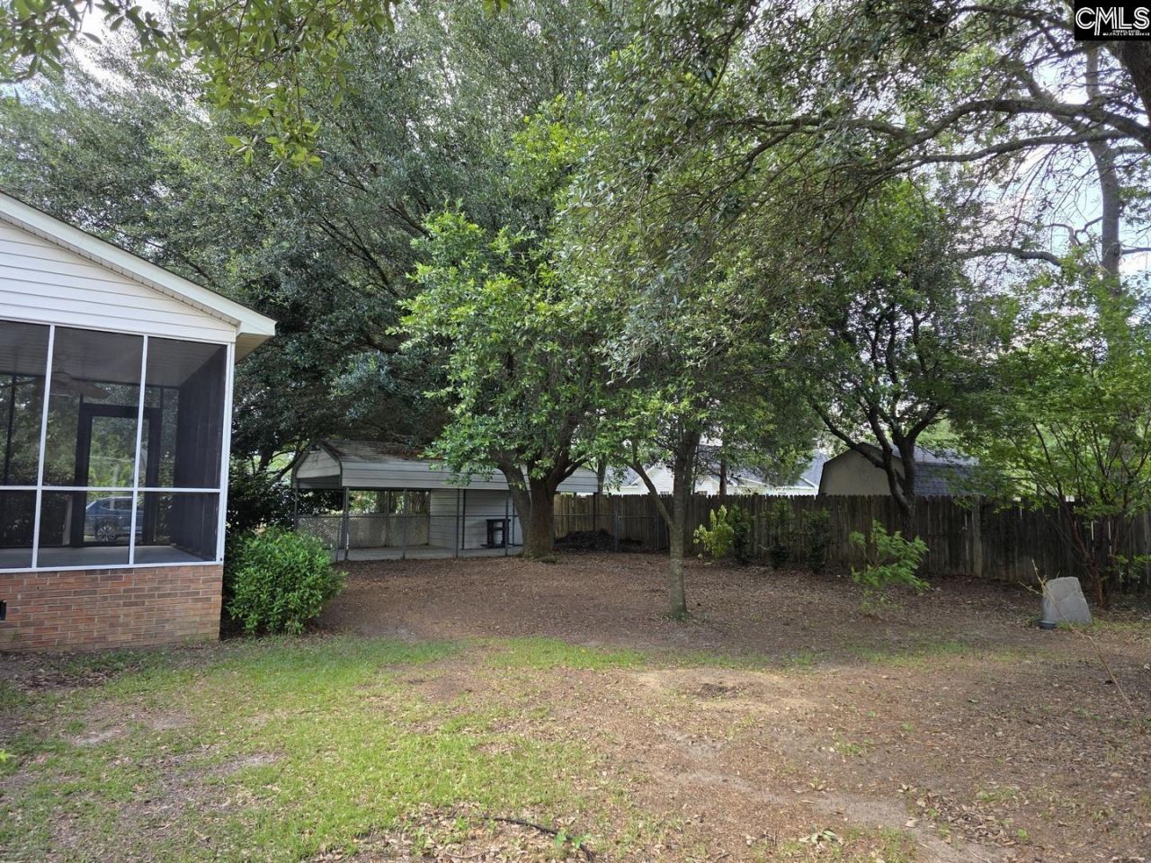 109 Kyzer Road  Photo 36
