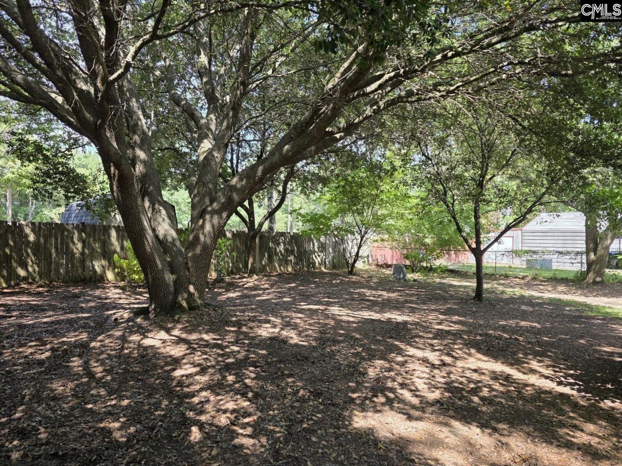 109 Kyzer Road  Photo 37