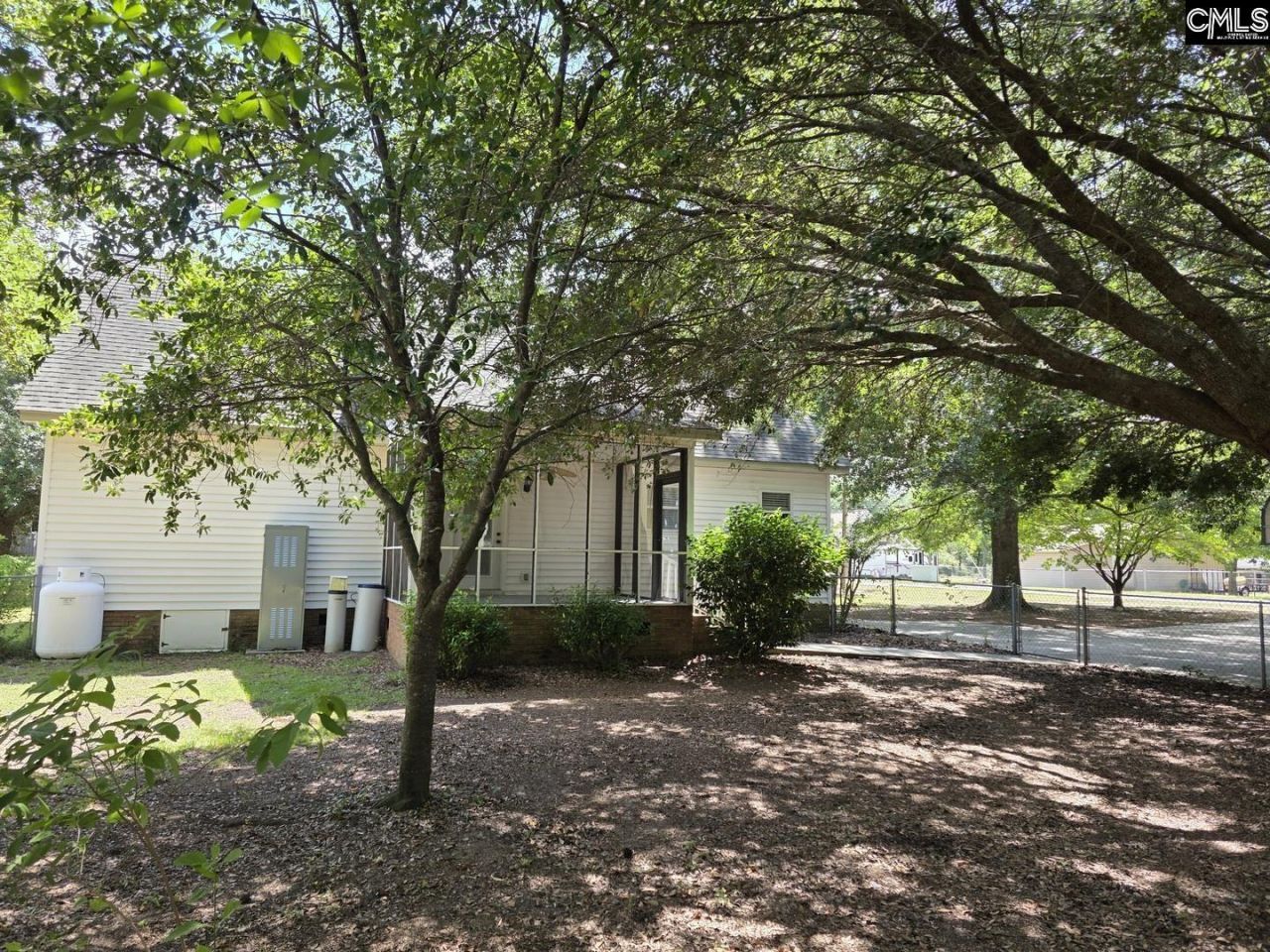 109 Kyzer Road  Photo 39
