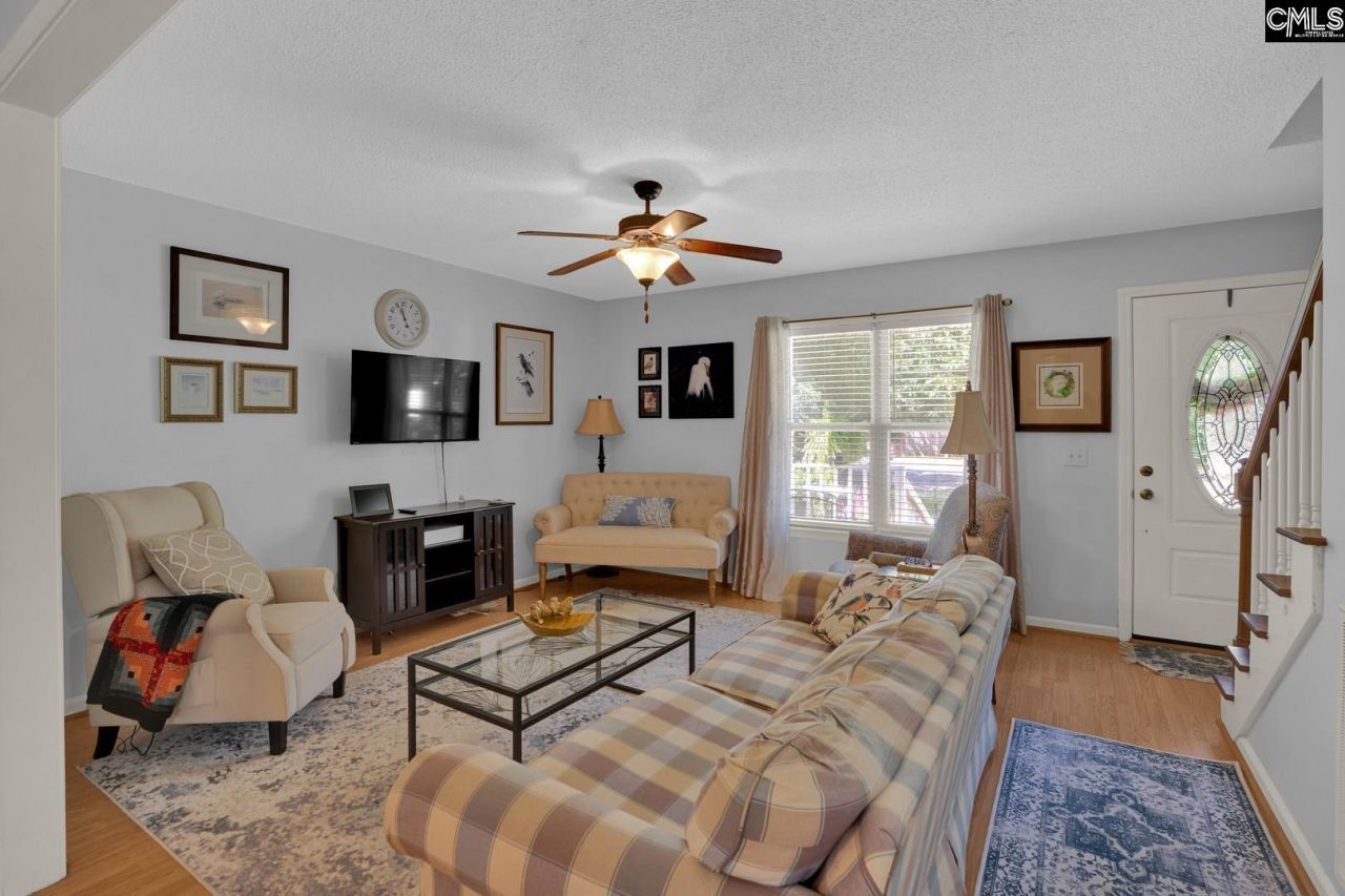 109 Kyzer Road  Photo 5