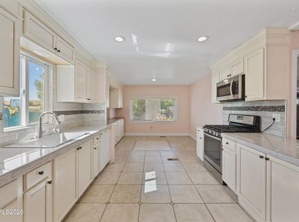 5670 Lupin Drive, Sun Valley, NV 89433 Photo