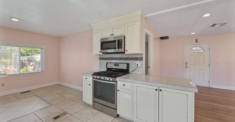 5670 Lupin Drive, Sun Valley, NV 89433 Photo