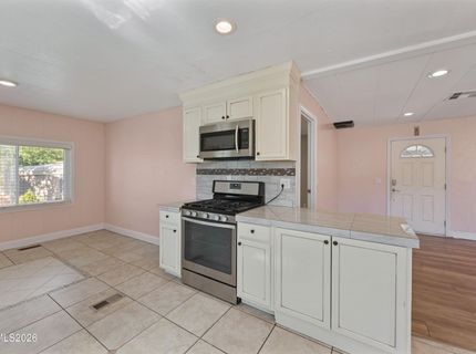 5670 Lupin Drive, Sun Valley, NV 89433 Photo