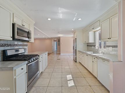5670 Lupin Drive, Sun Valley, NV 89433 Photo
