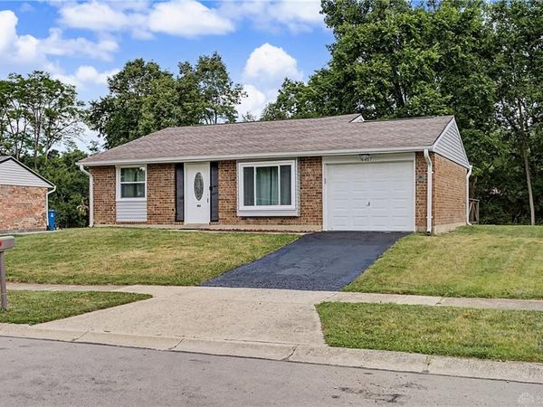 4817 Lodgeview Drive, Huber Heights, OH 45424