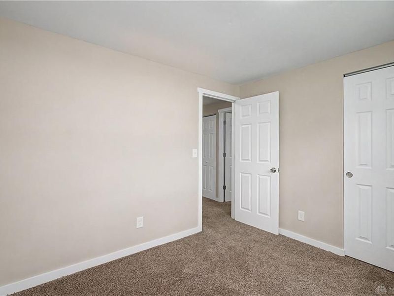 4817 Lodgeview Drive, Huber Heights, OH 45424 Photo 22