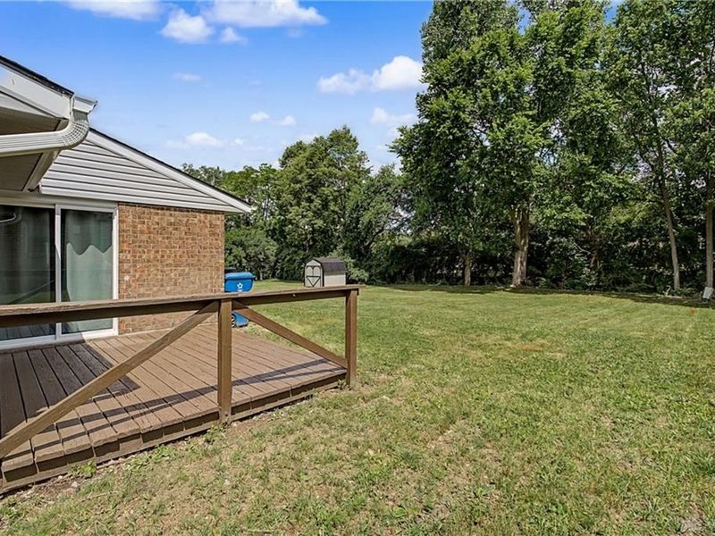 4817 Lodgeview Drive, Huber Heights, OH 45424 Photo 30