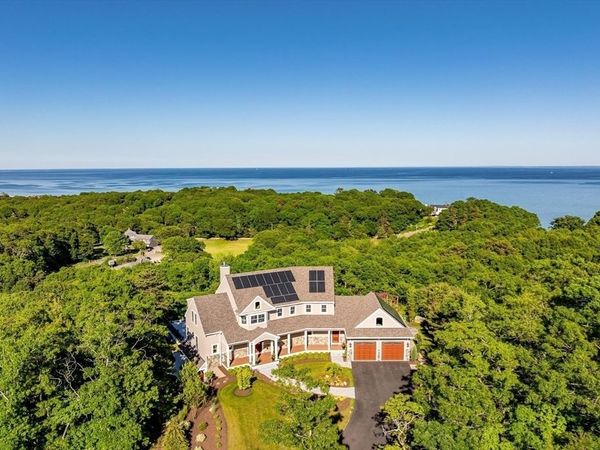 9 Clare Rd, Plymouth, MA 02360