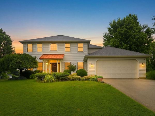 4092 E Oldfield Drive, Leesburg, IN 46538