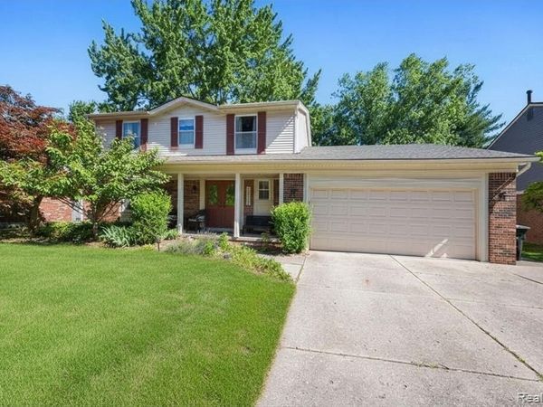 34230 Fonville Court, Livonia, MI 48152