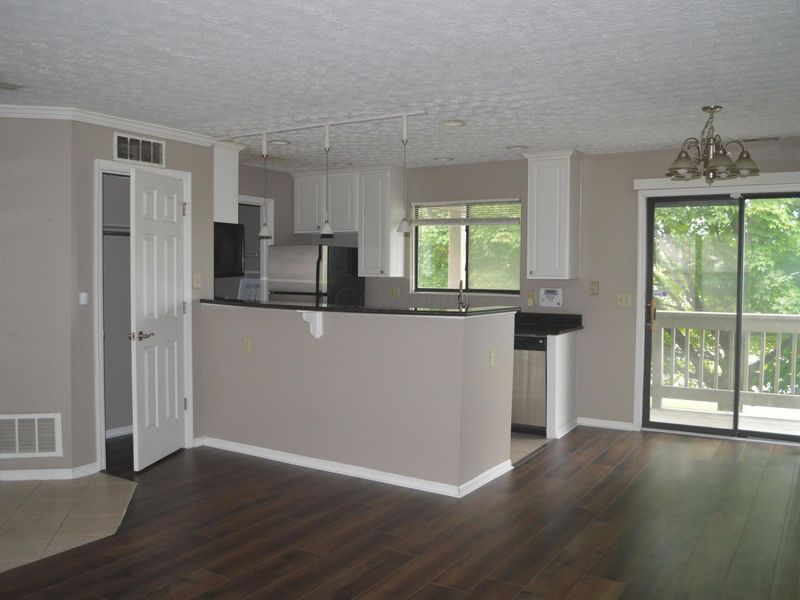 2744 Greystone Drive , Unit D, Columbus, OH 43220 Photo 1