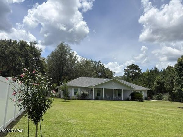 191 Castlewood Lane , Wewahitchka, FL 32465