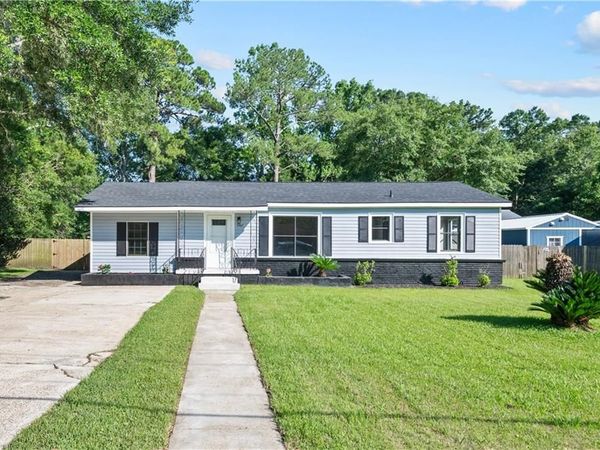 2467 Robin Hood Drive , Mobile, AL 36605
