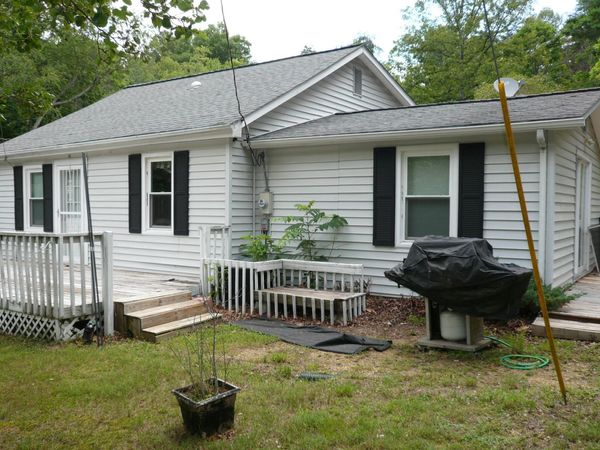7330 Cove Hollow RD, Elliston, VA 24087